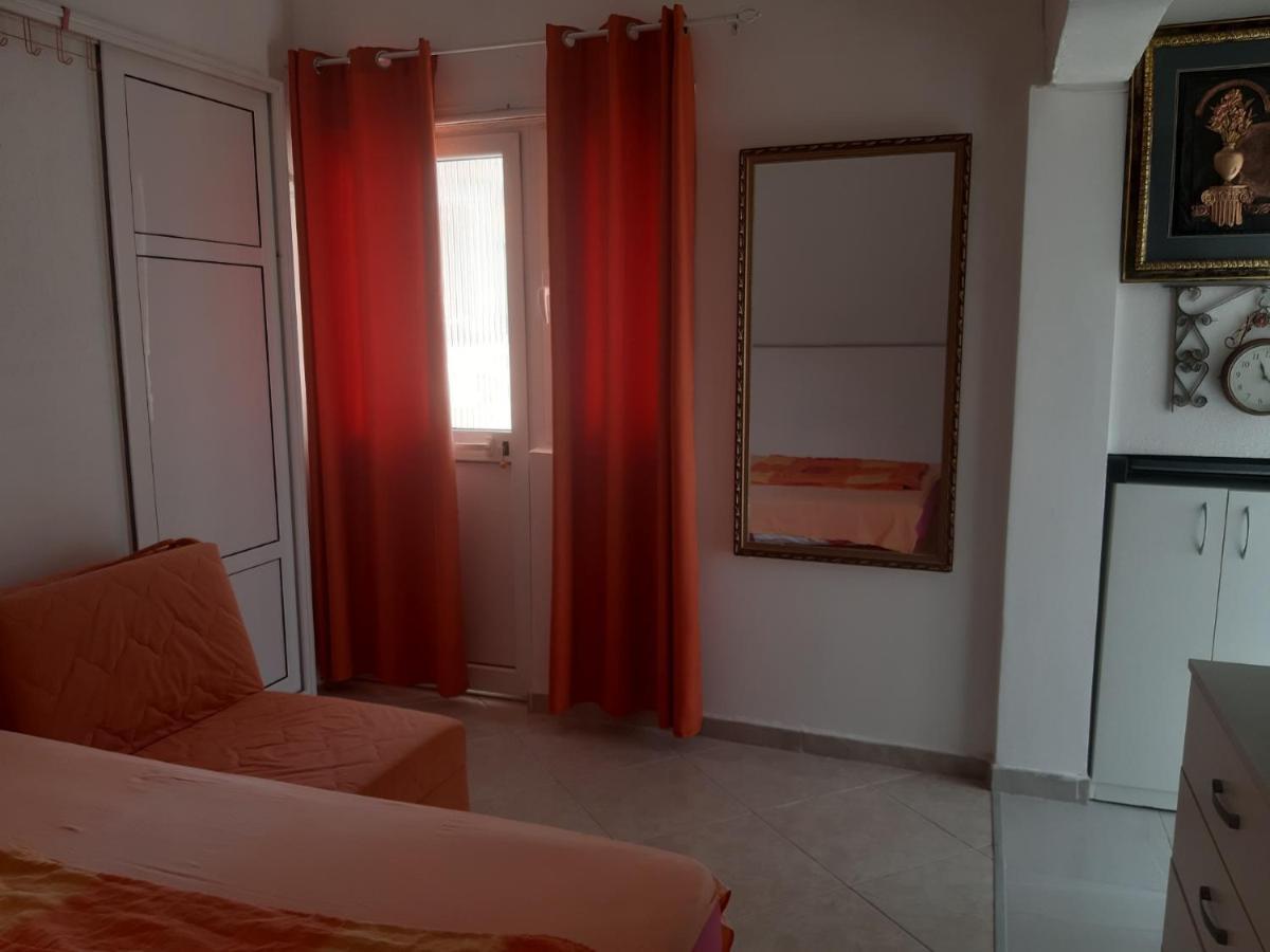 Guest'S House "Lindi&Roni" Ulcinj Exterior foto